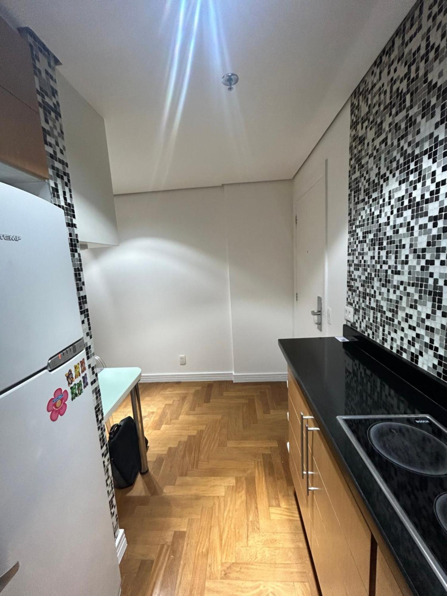 Mercu Adagi Moema Com Cozinha E Garagem 615 Sao Paulo